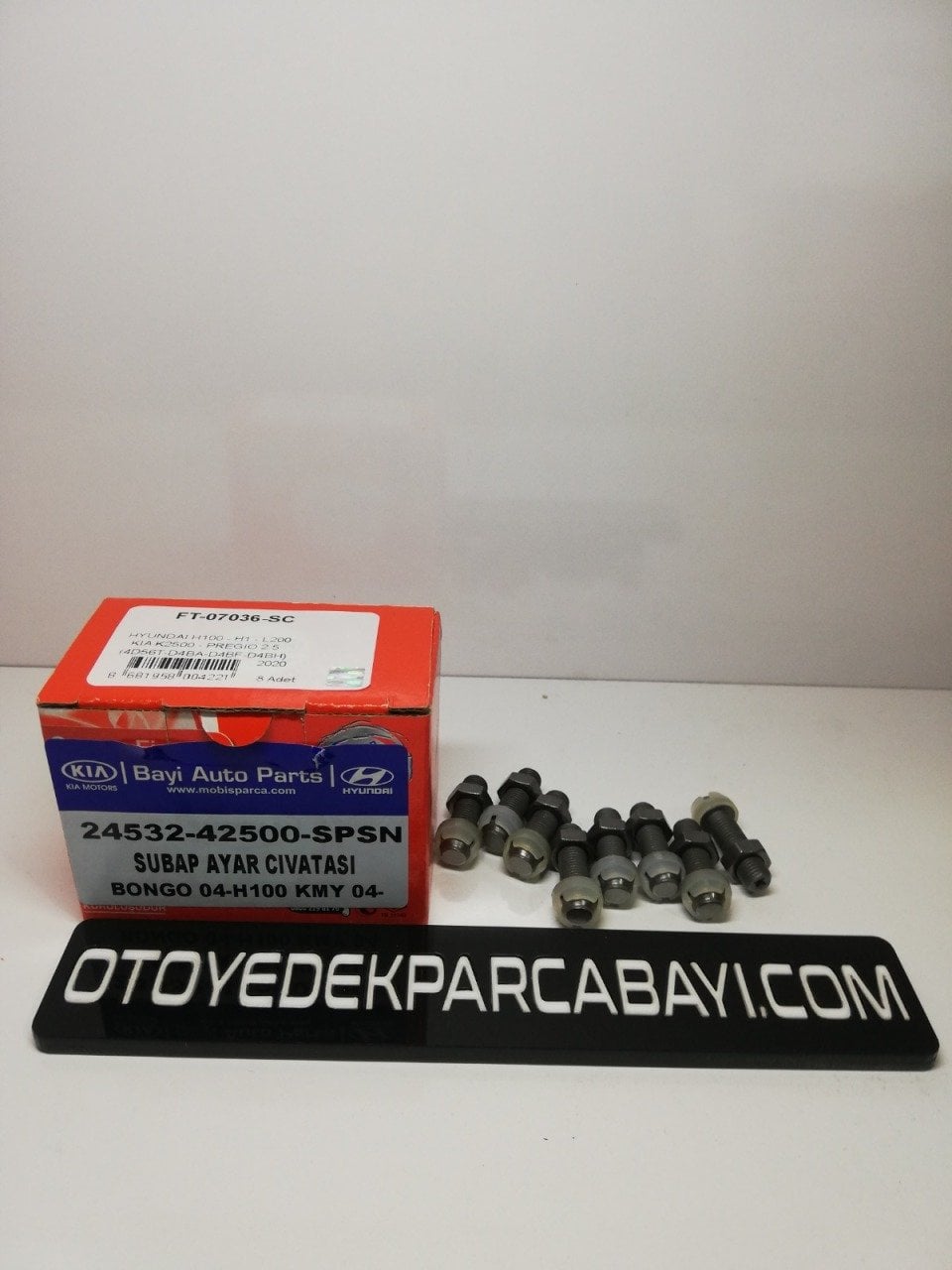 Kia Bongo - Hyundai H100 Minibüs - Kia Pergio Piyano Tuşu Civatası Yan Sanayi