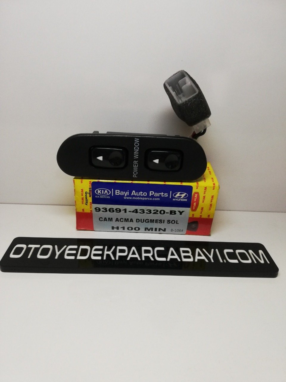 HYUNDAİ H100 MİNİBÜS CAM AÇMA DÜĞMESİ SOL 93691-43320