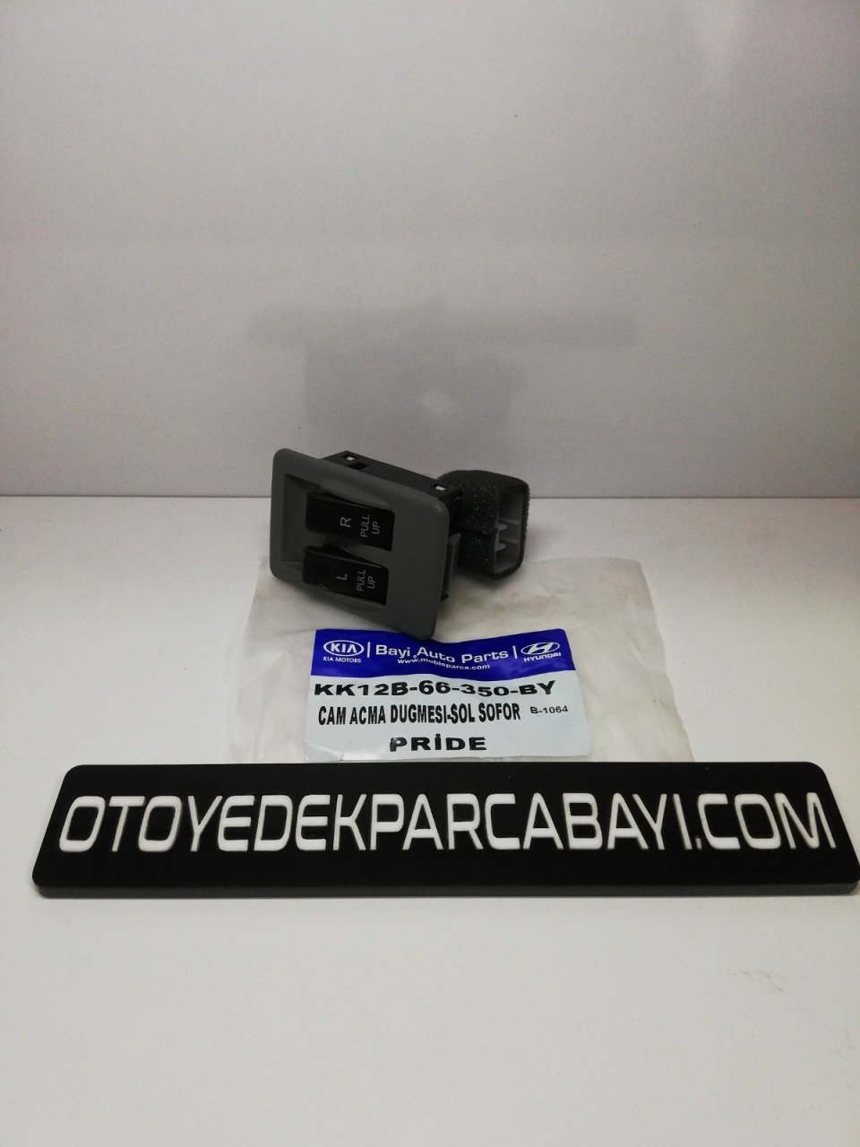 KİA PRIDE CAM AÇMA DÜĞMESİ ÖN SOL ÇİFTLİ KK12B66350