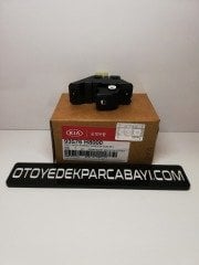 KİA RİO CAM AÇMA DÜĞMESİ ÖN SAĞ ORJİNAL 93576H8000