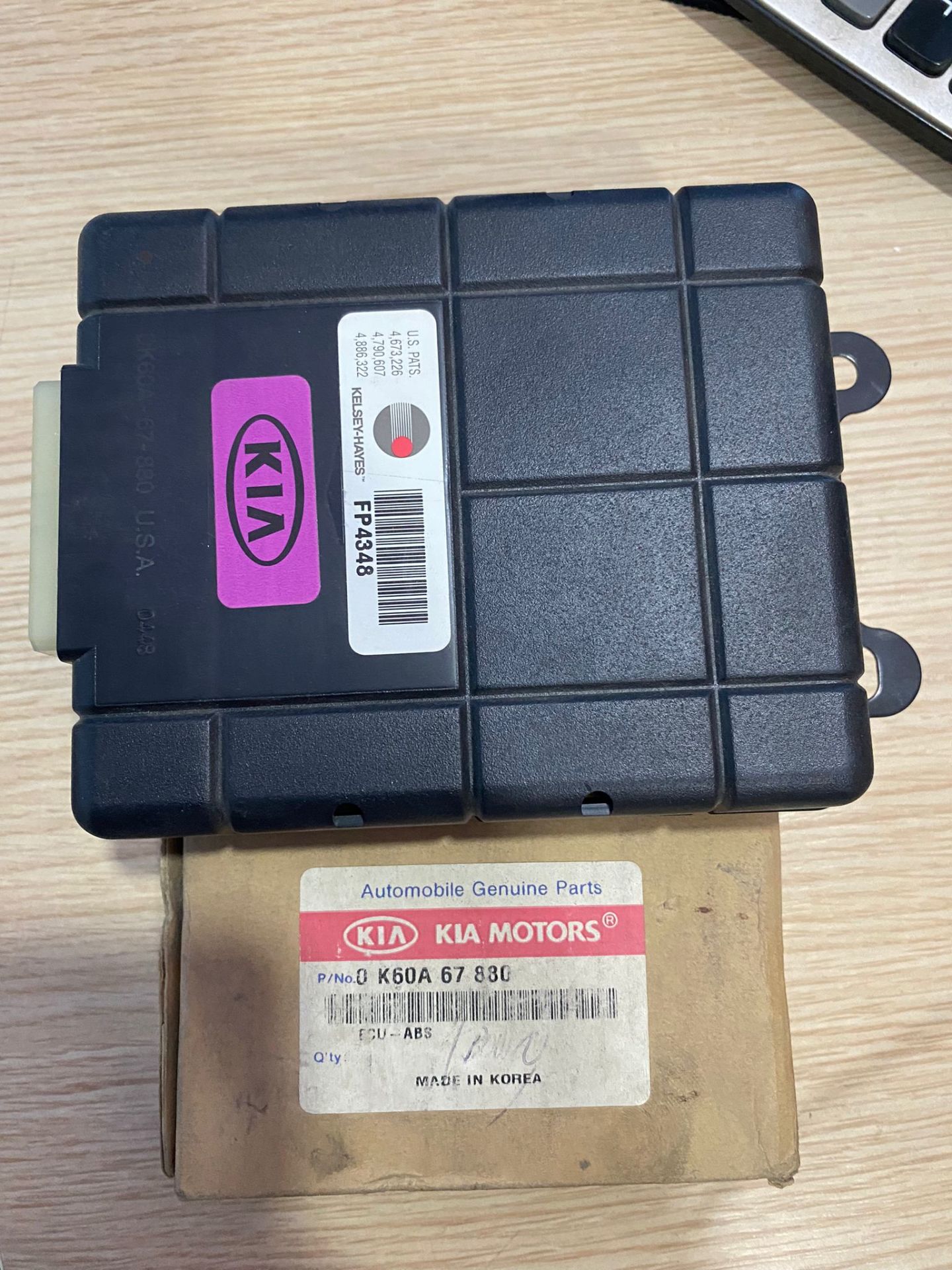 Bongo Kontrol Ünitesi (0K60A67880) Orjinal