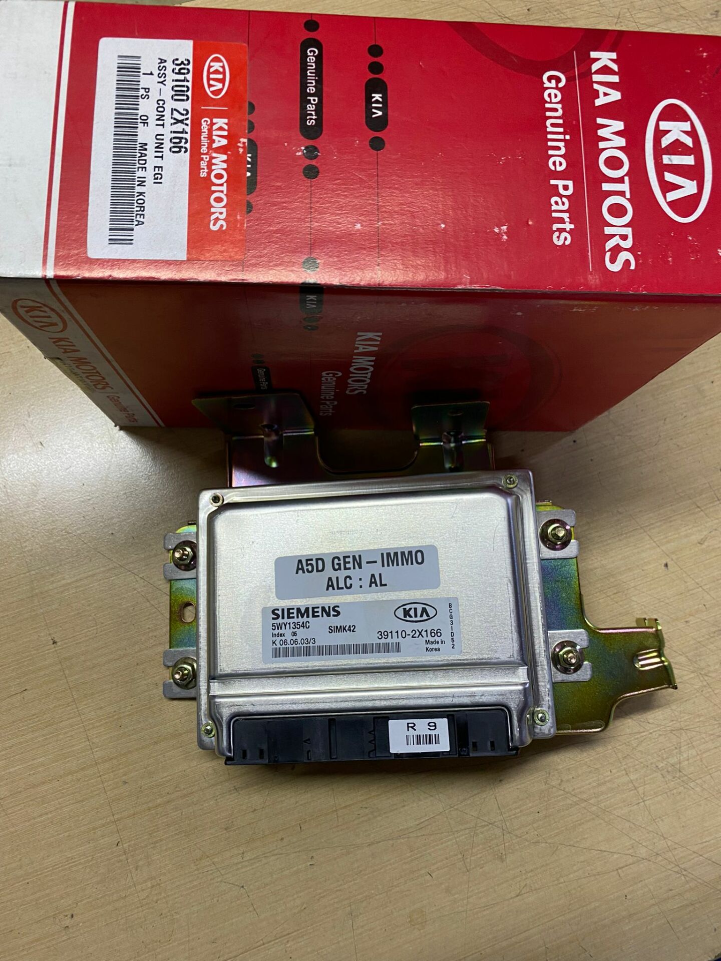 Rio Elektronik Kontrol Ünitesi Orjinal (39100-2X166)