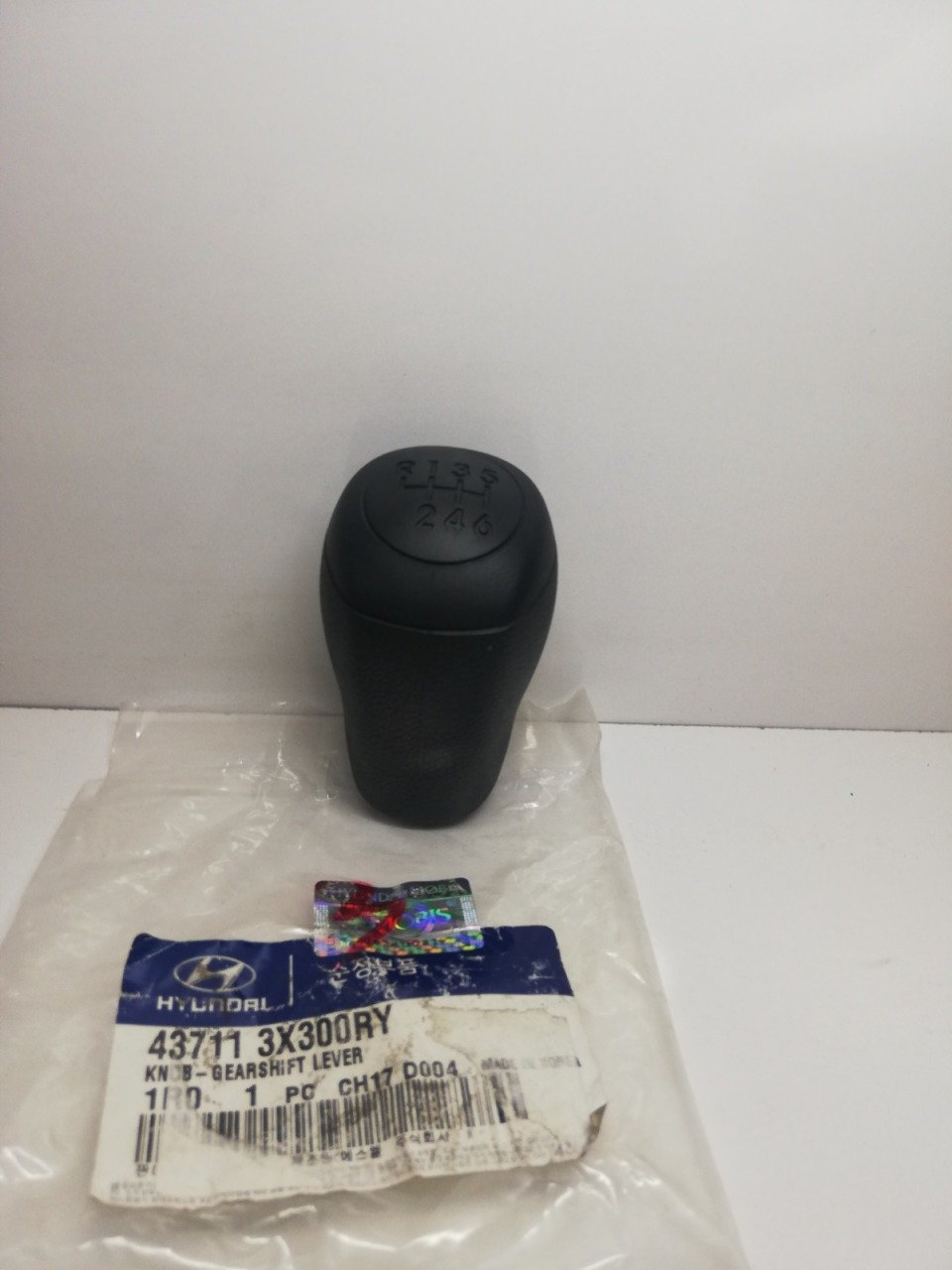 HYUNDAİ ELANTRA 12-15 VITES TOPUZU 6 İLERİ SİYAH 437113X300RY