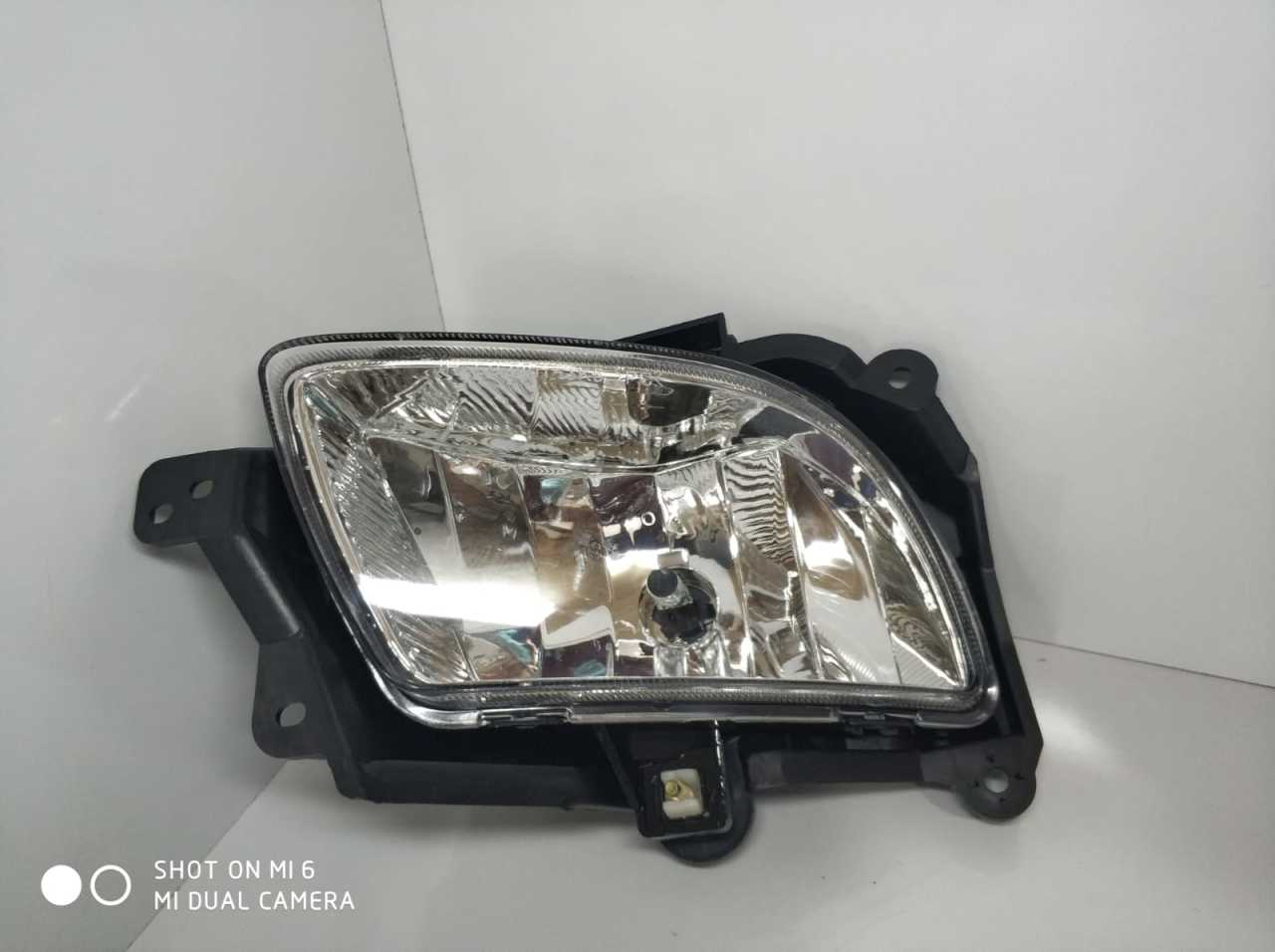 HYUNDAİ SONATA SAĞ SİS FARI