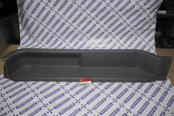 Kia Pregio Sağ Arka Basamak Plastiği Orjinal (0k72c68550)