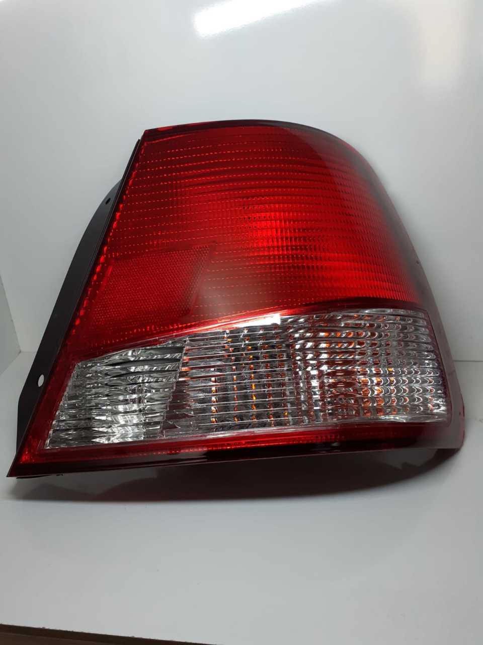 9240225220 HYUNDAİ ACCENT 2000-2002 HB SAĞ STOP (YAN SANAYİ)