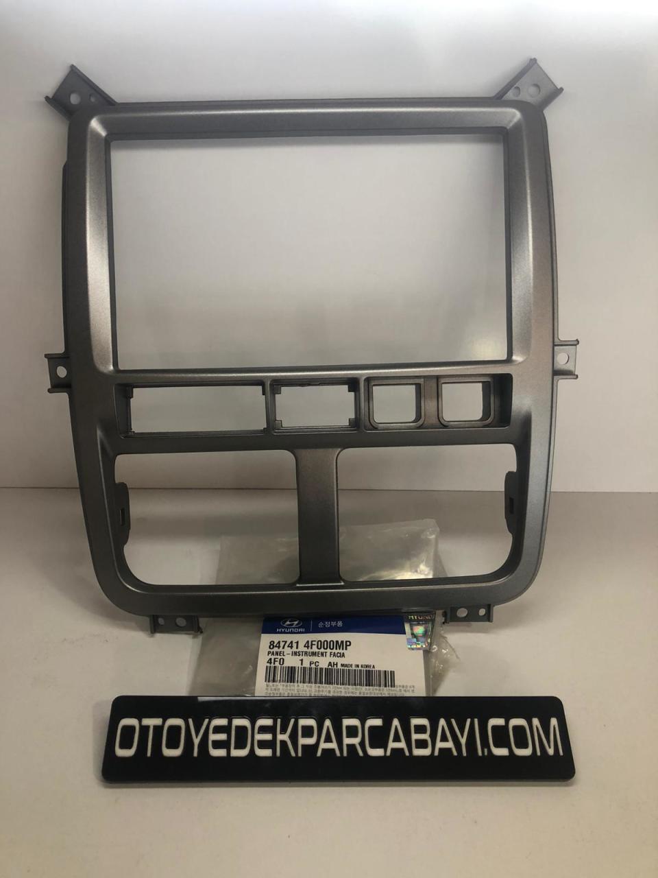 HYUNDAİ H100 TEYP ÇERÇEVESİ 2004 84741-4F000MP