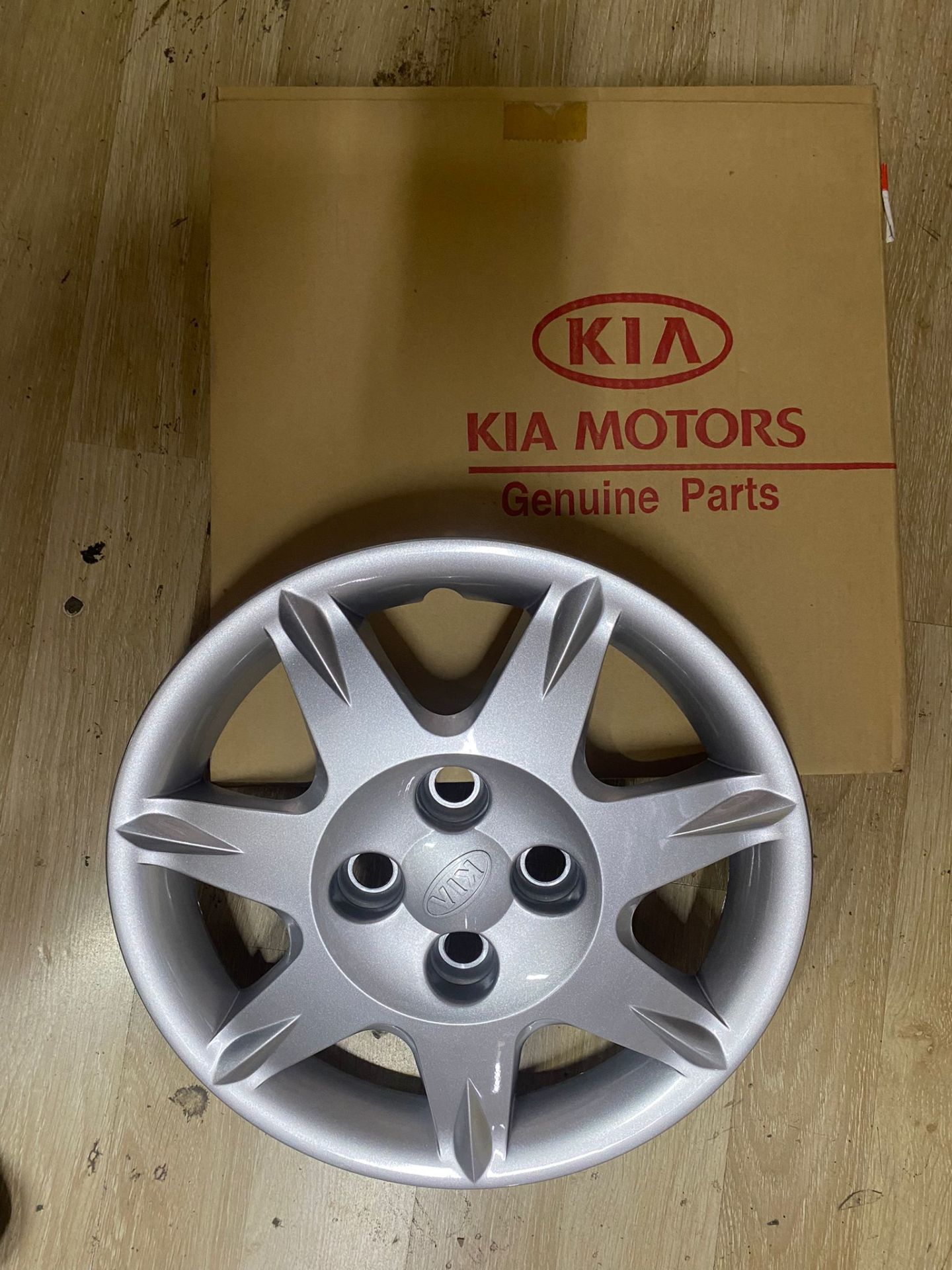 Kia Shuma Jant Kapağı