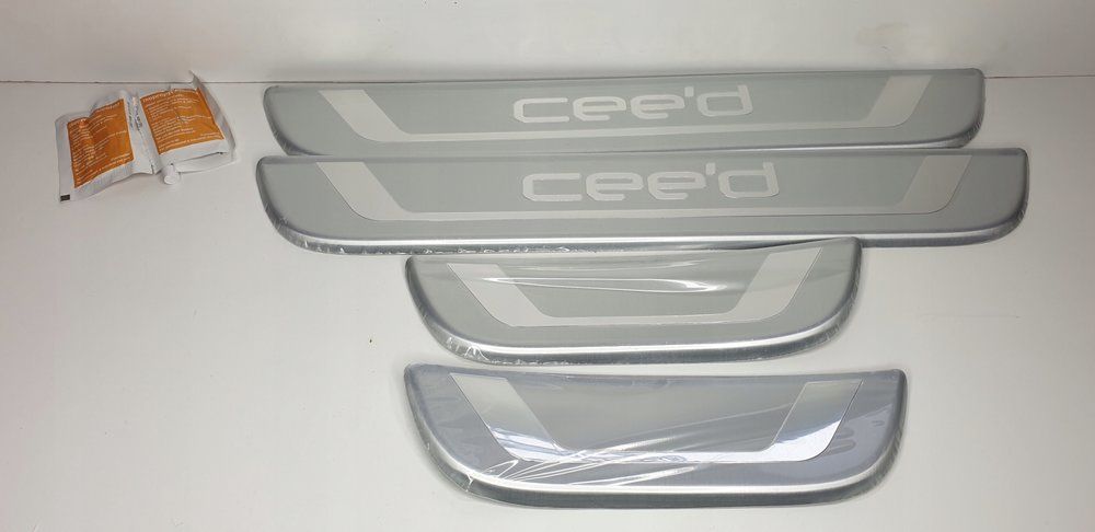 KİA CEED MARŞPİYEL YAZISI TAKIMI ORİJİNAL A2450ADE00