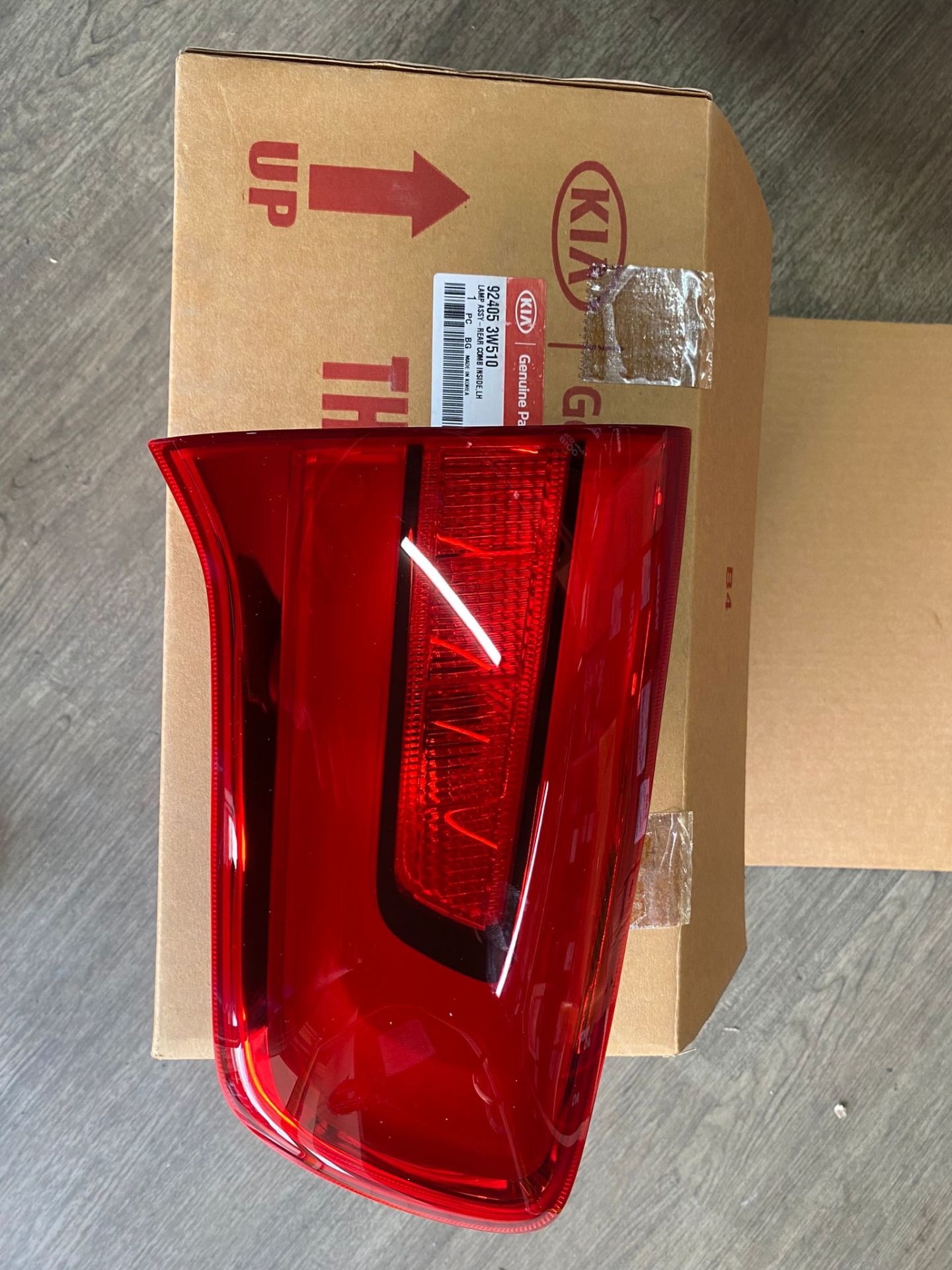 Kia Sportage 2014-2015 Sol Arka İç Stop  Orjinal (92405-3W510)