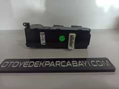 HYUNDAİ İ10 ÖN SOL CAM DÜĞMESİ 93570-B4510X