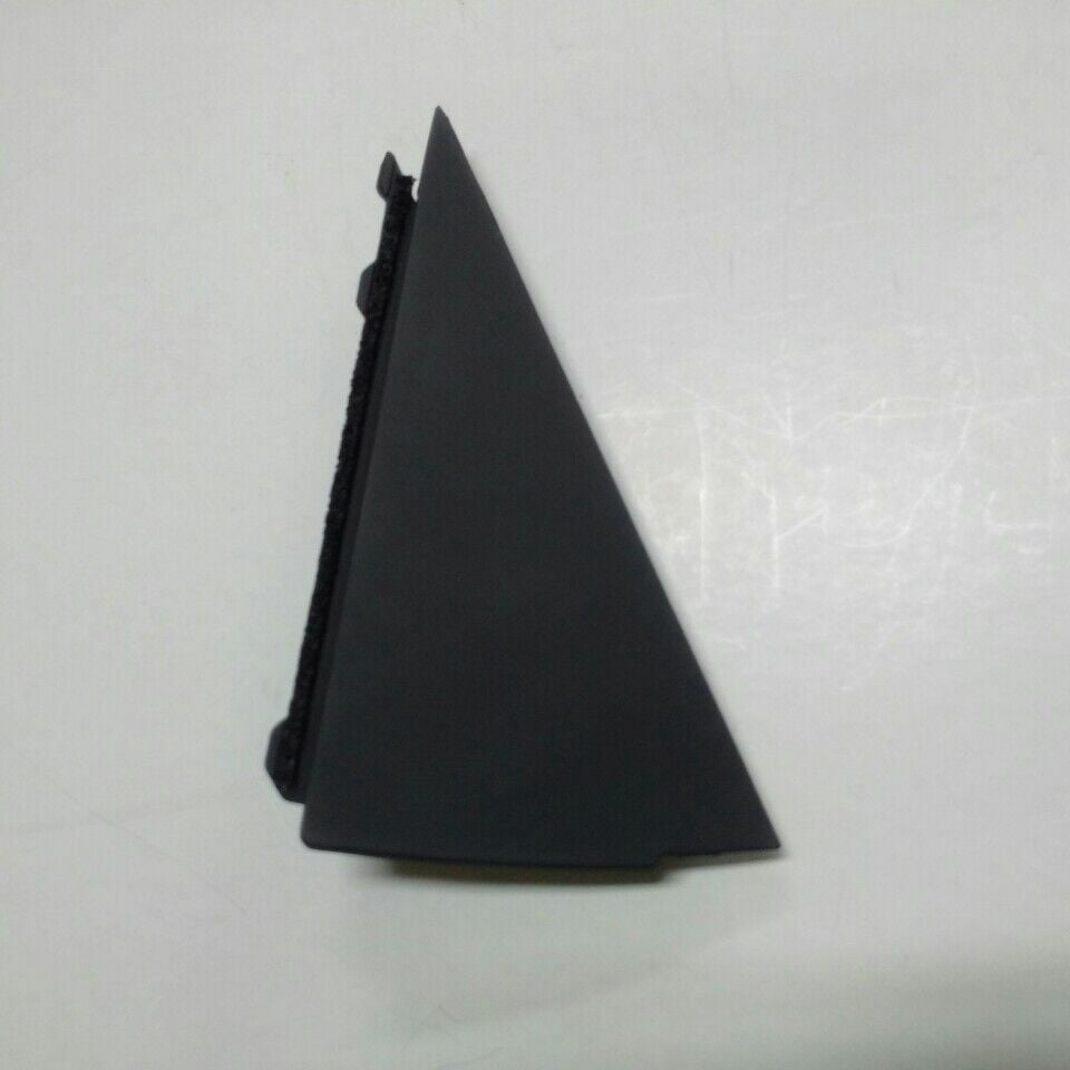 HYUNDAİ i30 Kapı Cam Bakaliti Sağ Arka 2007-2012 838402L000 Orijinal