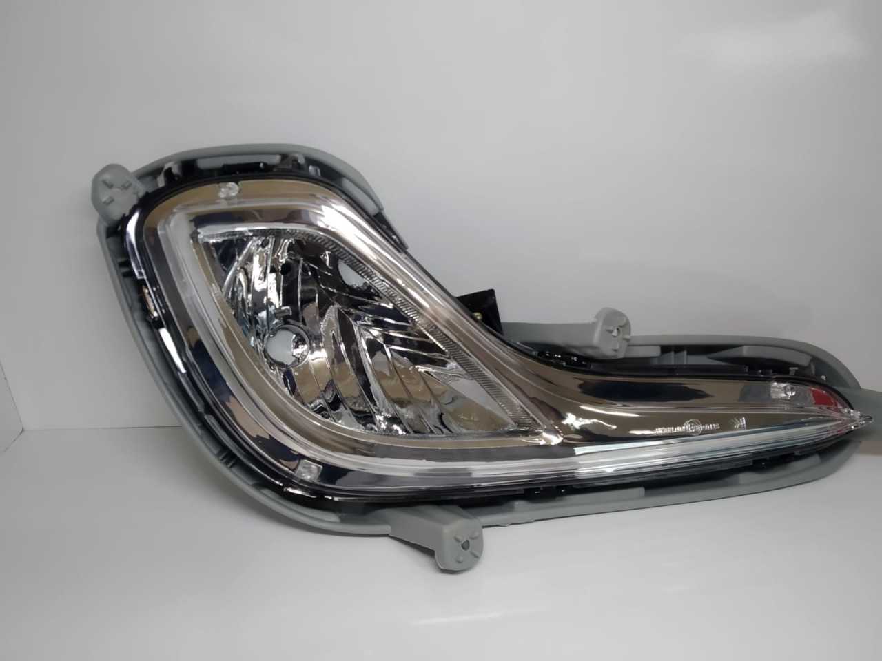 HYUNDAİ BLUE SAĞ SİS FARI YAN SANAYİ 922021R000