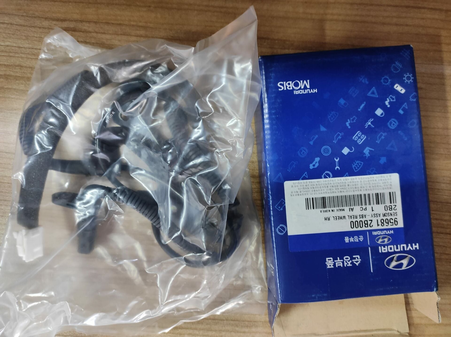 HYUNDAİ SANTAFE ARKA SAĞ ABS SENSÖRÜ ORİJİNAL 95681-2B000