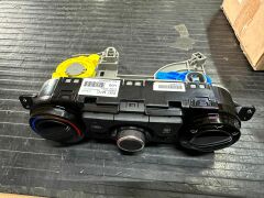 Hyundai İ20 2012-2014 Klima Kontrol Paneli Orjınal (97250-4P500)