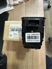 Kia Sportage 2016- Ayna Ayar Düğmesi Orjinal (93530-D9000)