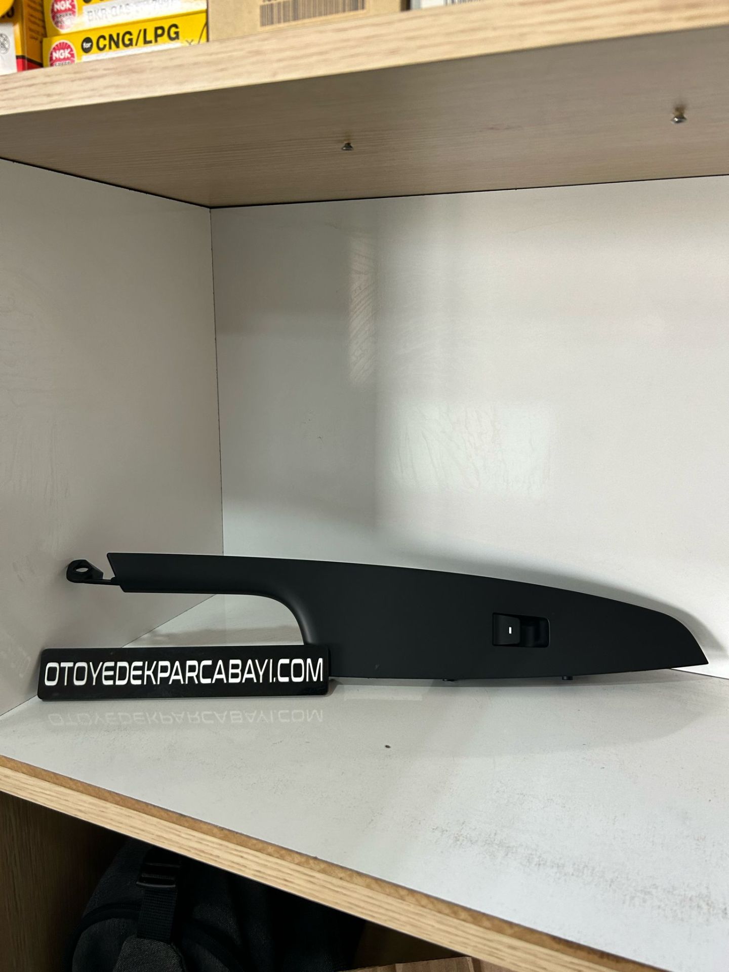 HYUNDAİ Tucson Sağ Ön Cam Düğmesi 2015- 93575D30214X Orijinal