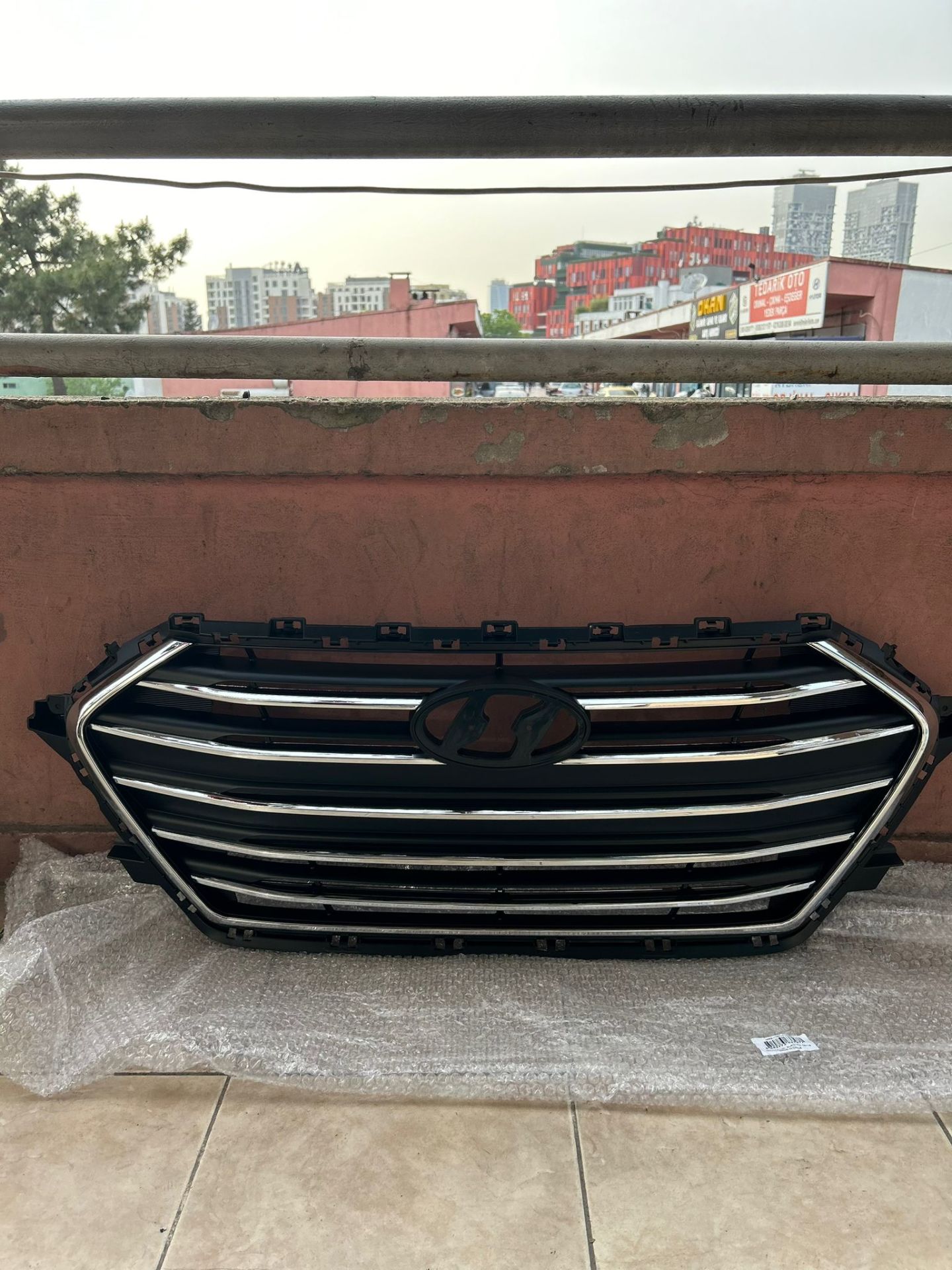 HYUNDAİ Elantra Ön Panjur 2016-2018 CJY5BL5CHT Orijinal