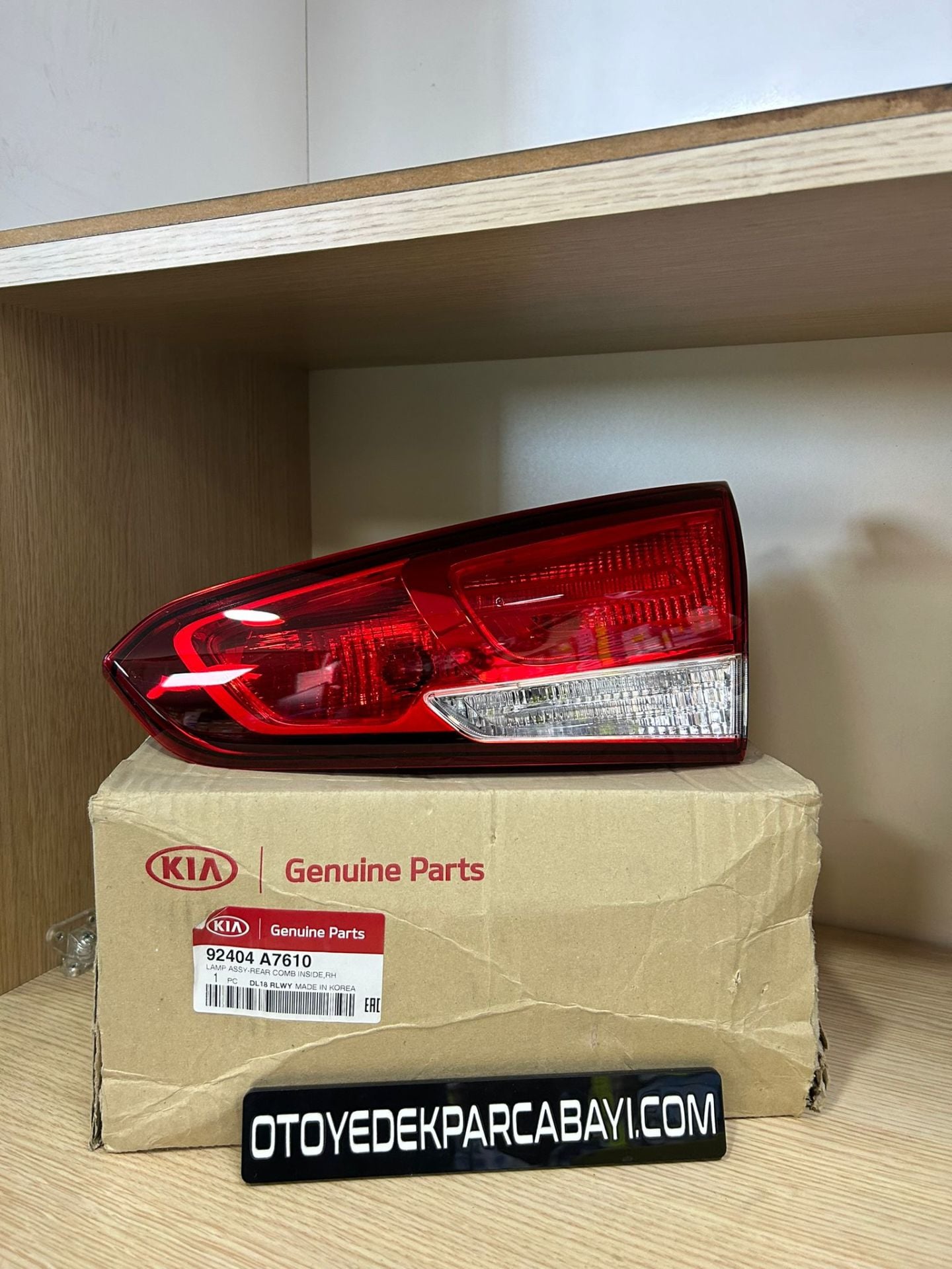 KİA CERATO BAGAJ STOP LAMBA SAĞ ORİJİNAL 92404-A7610
