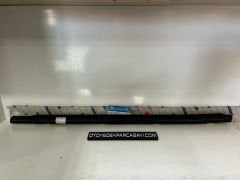 HYUNDAİ ELANTRA SOL ARKA KAPI CAM FITILI ORJİNAL 8321029010