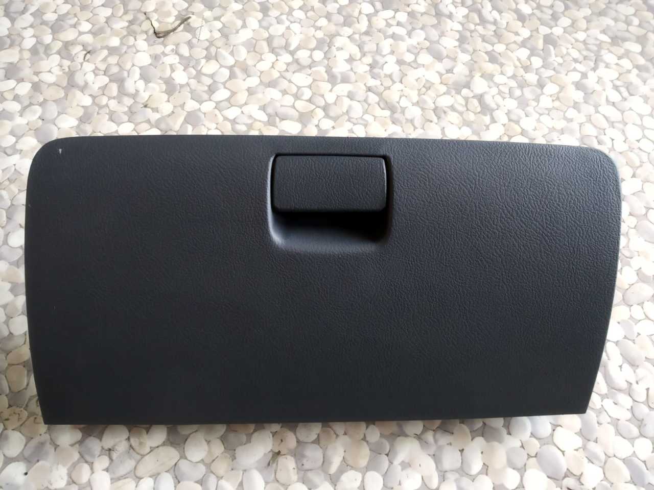 845104E000GW KİA BONGO 2006-2017 TORPİDO KAPAĞI (ORJİNAL)