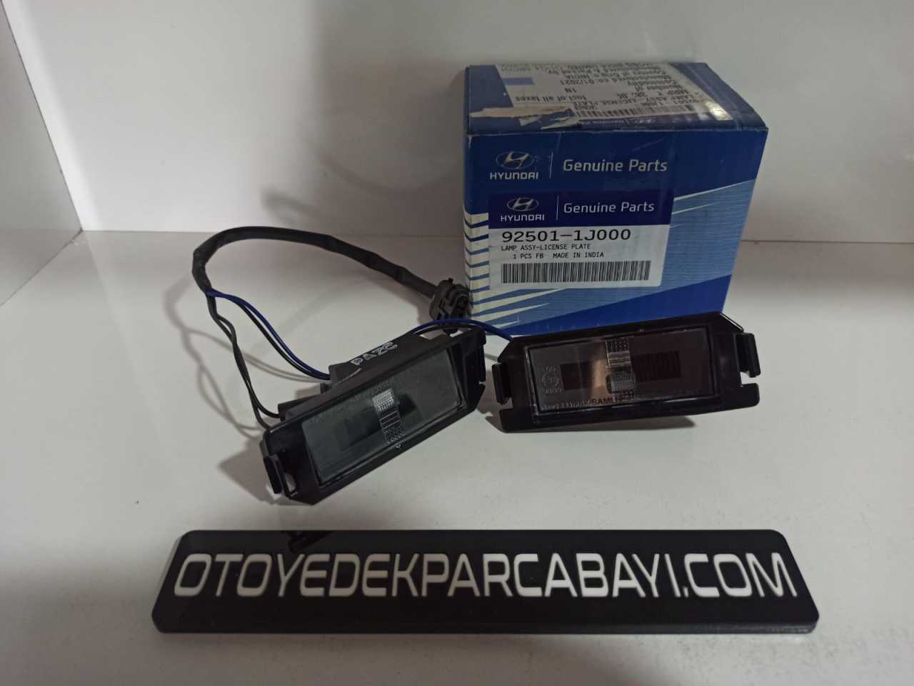 HYUNDAİ İ20 PLAKA LAMBASI TAKIMI 92501-1J000
