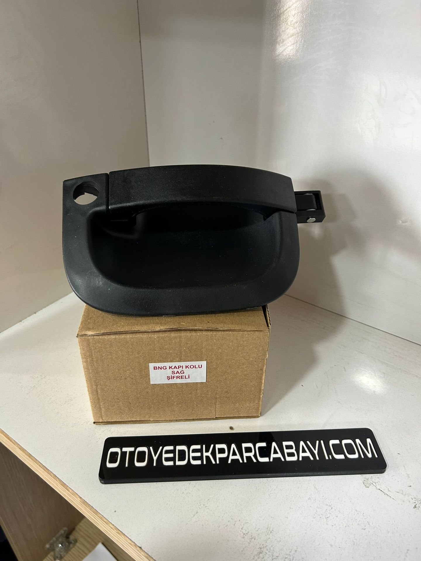BONGO KAPI KOLU ON SAG ŞİFRE DELİKLİ 826604E000-TW