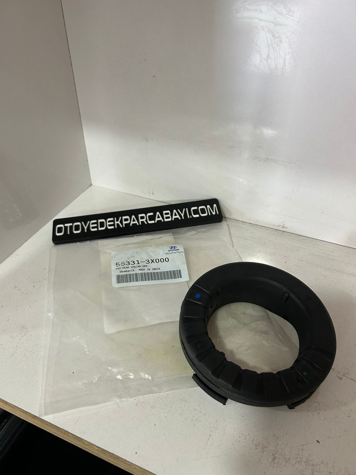 HYUNDAİ Elantra Helezon Yay Üst Lastiği Arka 2014-2019 55331-3X000 Orijinal