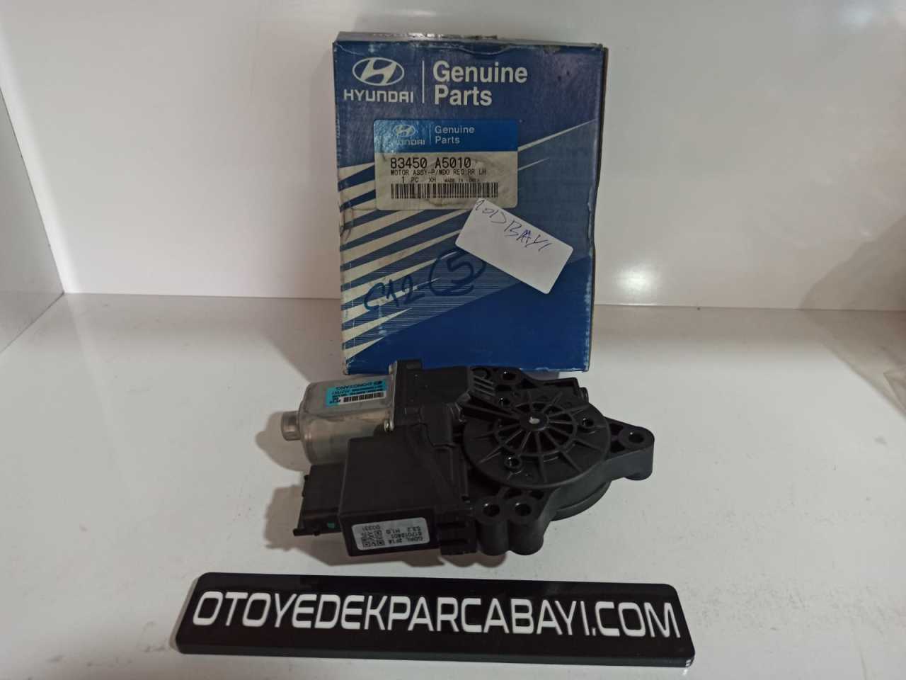 HYUNDAİ İ30 SOL ARKA CAM MOTORU 83450-A5010