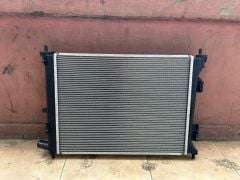 HYUNDAİ İ20 BENZİNLİ SU RADYATÖRÜ ORJİNAL 253101R000 KORE