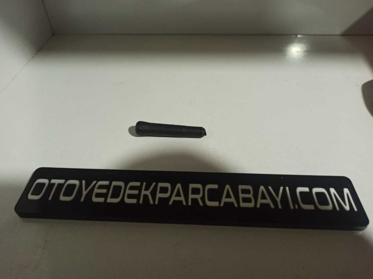 HYUNDAİ KAPI KİLİT BUTONU 81393-43300LK