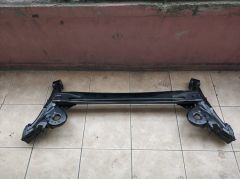HYUNDAİ i10 Arka Travers 2012- 55100B9100 Orijinal