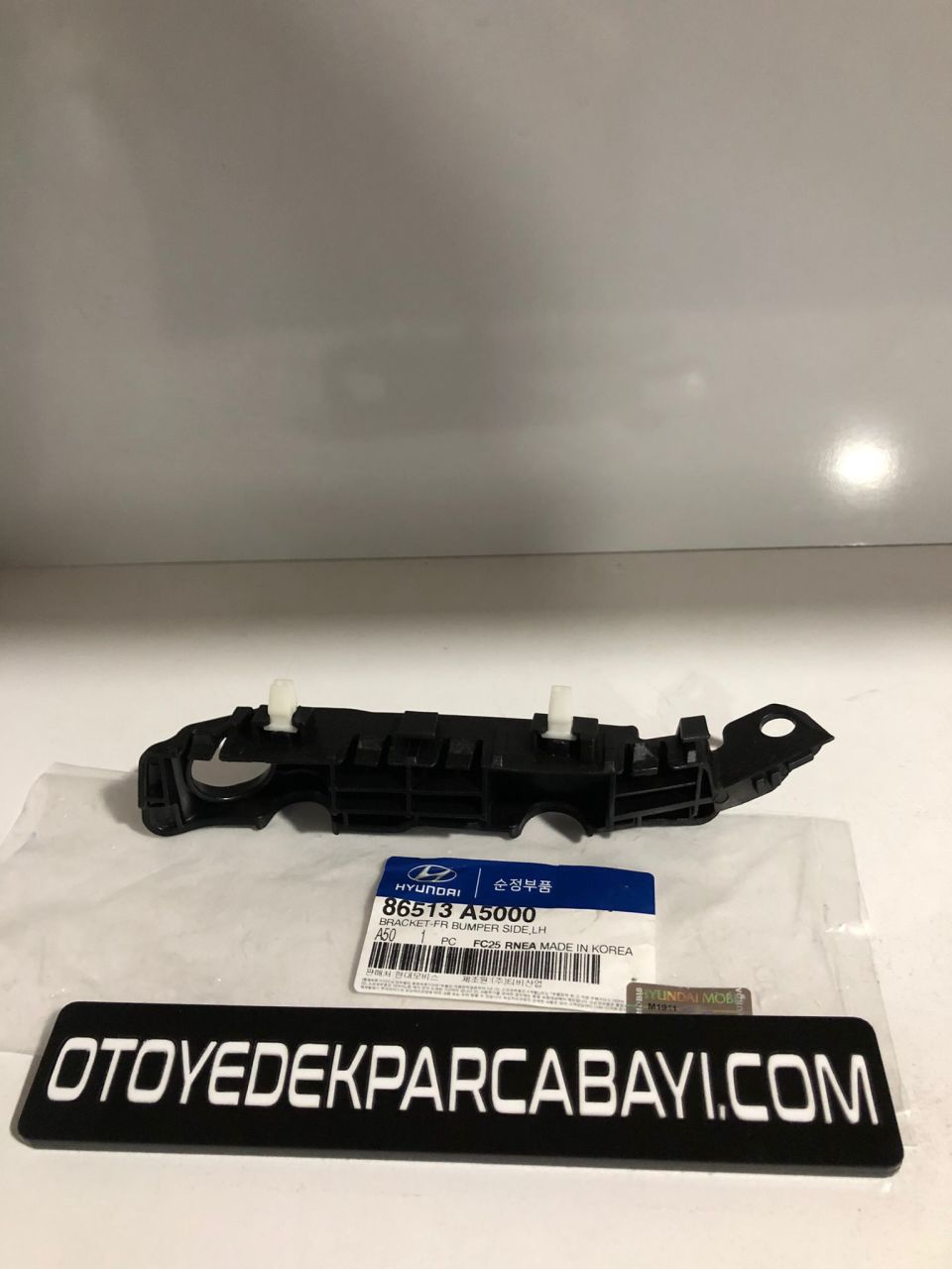 Hyundai i30 Ön Tampon Sol Braketi