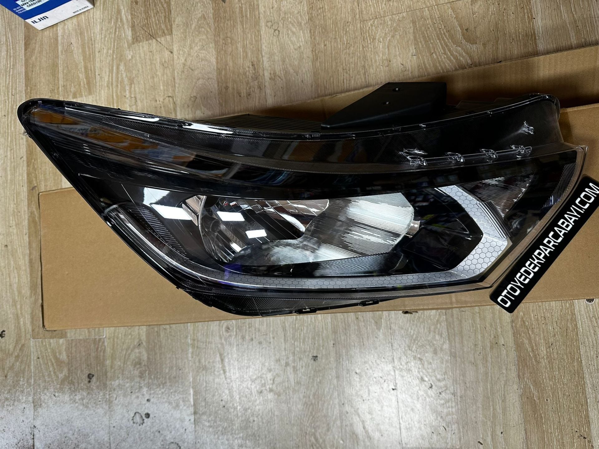 HYUNDAİ i20 Sağ Far Boş Model 2021- 92102-Q0000 Orijinal