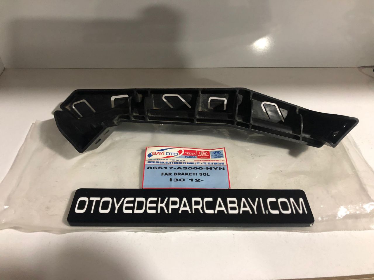 HYUNDAİ İ30 ÖN FAR AYAK BRAKETİ SOL 2012-2016 86517-A5000