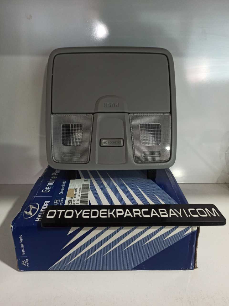 Hyundai İ30 2012-2016 Tavan Lambası Gözlük Kabı (92800A5100)