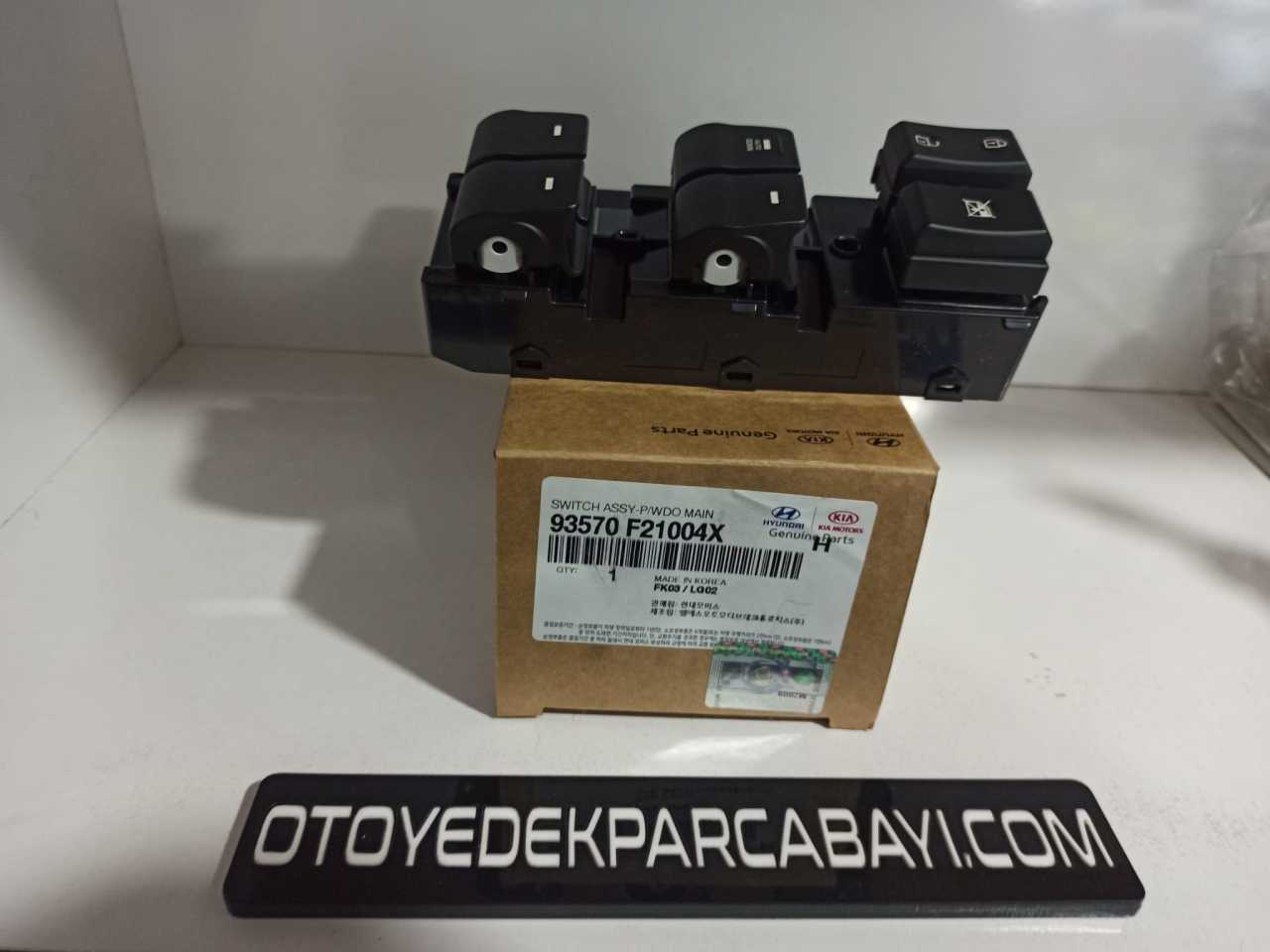 HYUNDAİ ELANTRA SOL CAM DÜĞMESİ 2016-2019 93570-F21004X