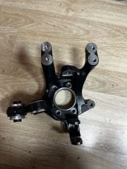 Hyundai İ30 2012-2016 Sağ Arka Taşıyıcı Yan sanayi (52720-A6200)