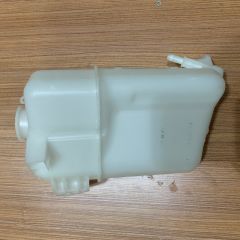 HYUNDAİ i30 Radyatör Yedek Su Deposu 2007-2012 25431-2L000 Orijinal