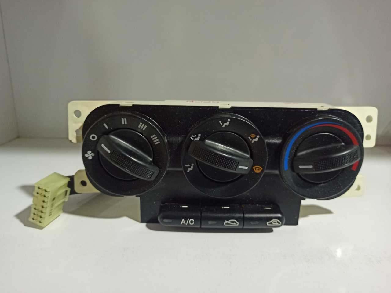 Kia Shuma Klima (Kalorifer) Kontrol Paneli (0K2N161190)