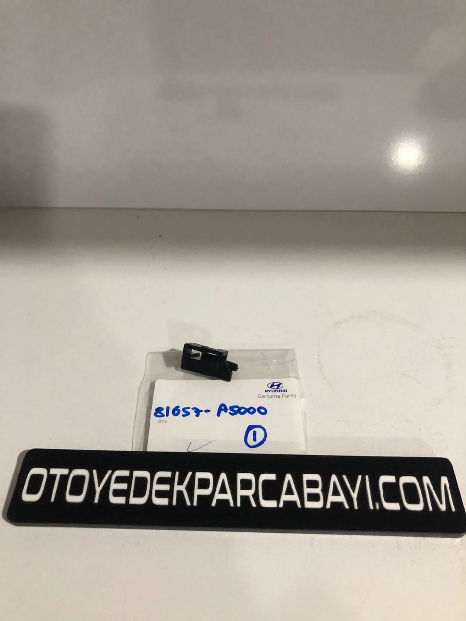 Hyundai i30 Perde Ayağı Sol Arka (Orijinal)