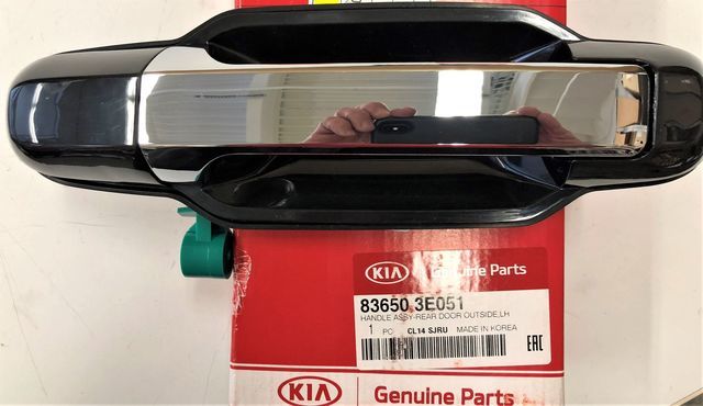 KİA SORENTO SOL ARKA DIŞ KAPI KOLU ORJİNAL 2003-2008 836603E051