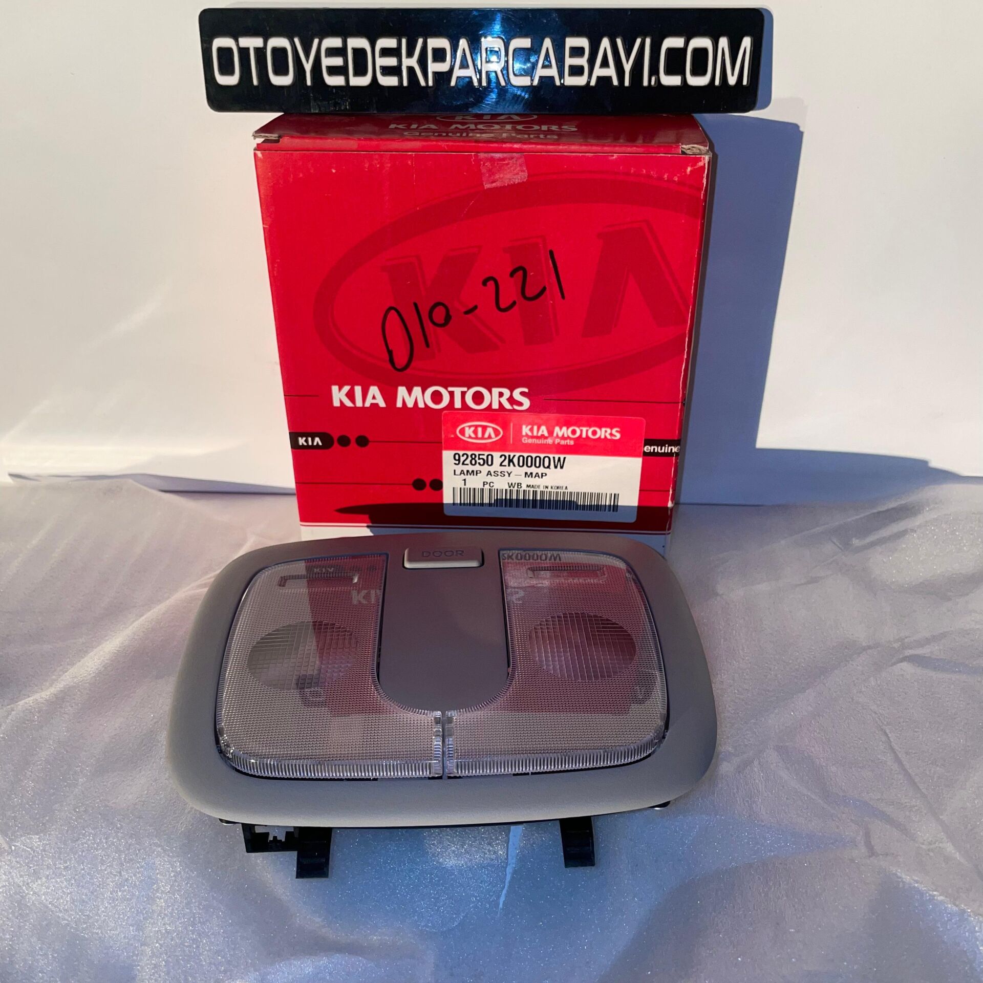 KİA SOUL TAVAN LAMBASI ORİJİNAL (92850-2K000QW)