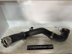 HYUNDAİ TUCSON DİZEL İNTERCOOLER HORTUMU KOMPLE 2022-2025 28260-2U301 ORİJİNAL