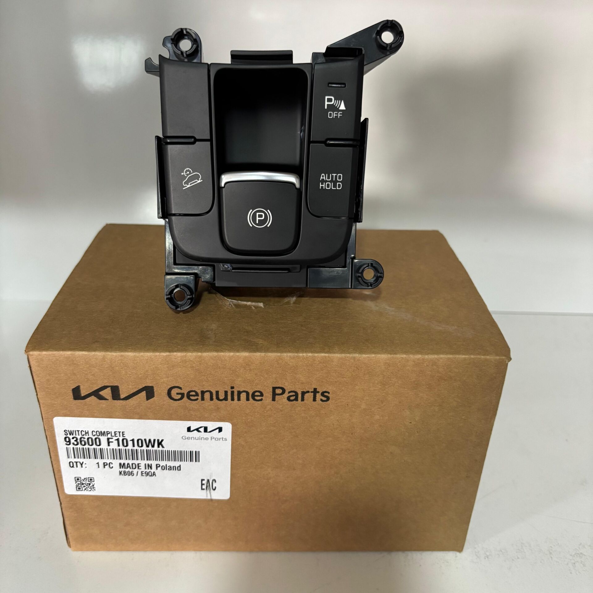 KIA SPORTAGE EL FREN DÜĞMESİ ORİJİNAL (93600-F1010WK)