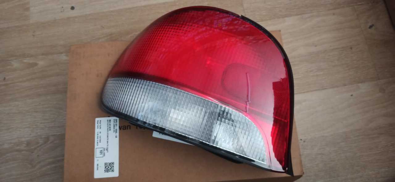 HYUNDAİ ACCENT 3 KAPI ARKA SAĞ STOP ORJİNAL 9240122520 TAIWAN