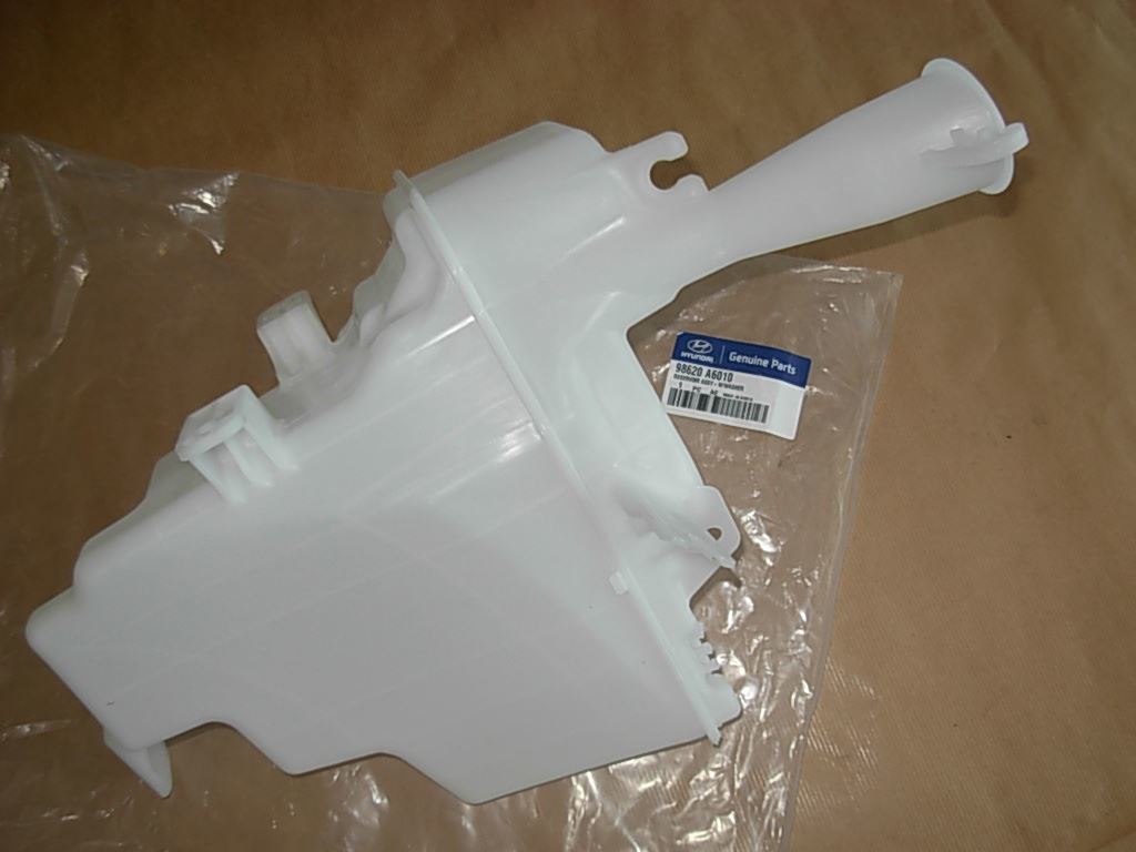 Hyundai İ30 Silecek Su Deposu 2012-2016