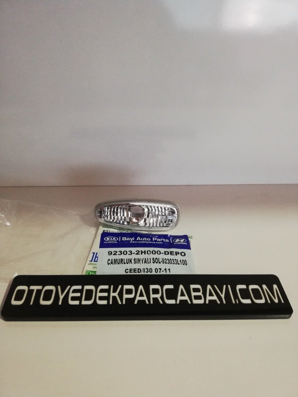 Kia Ceed - Hyundai i30 Çamurluk Sinyali Taiwan