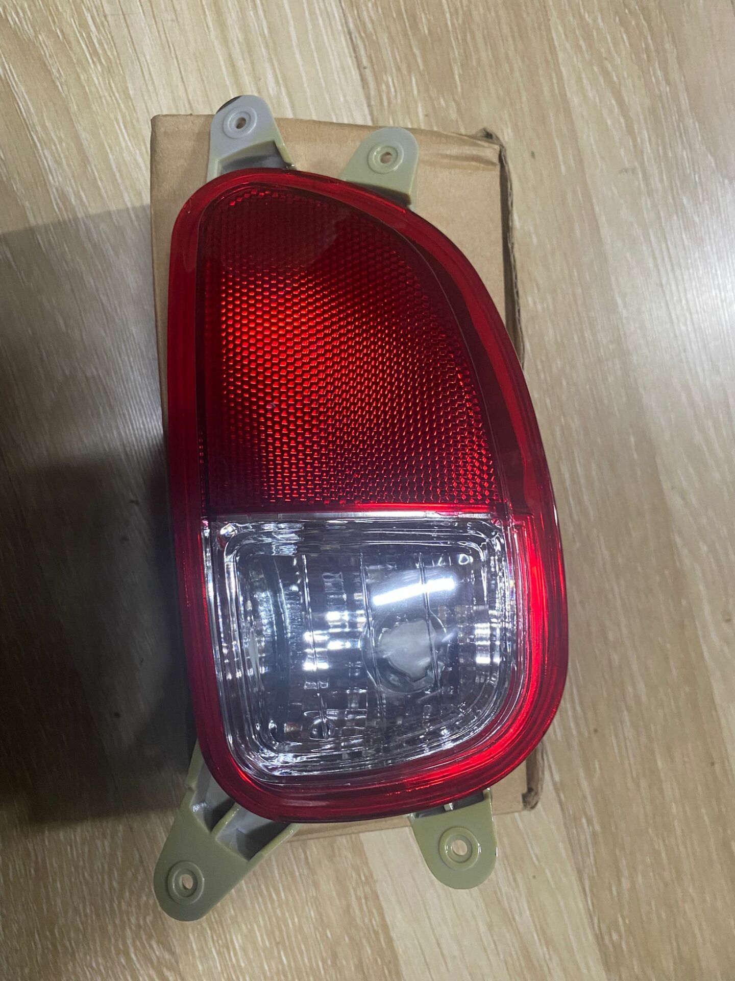 Kia Picanto Arka Sol Tampon Reflektörü (924151Y100)